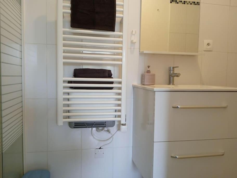 Studio Independant Proximite Metro Universites Afpa Apartment Marseille Bagian luar foto